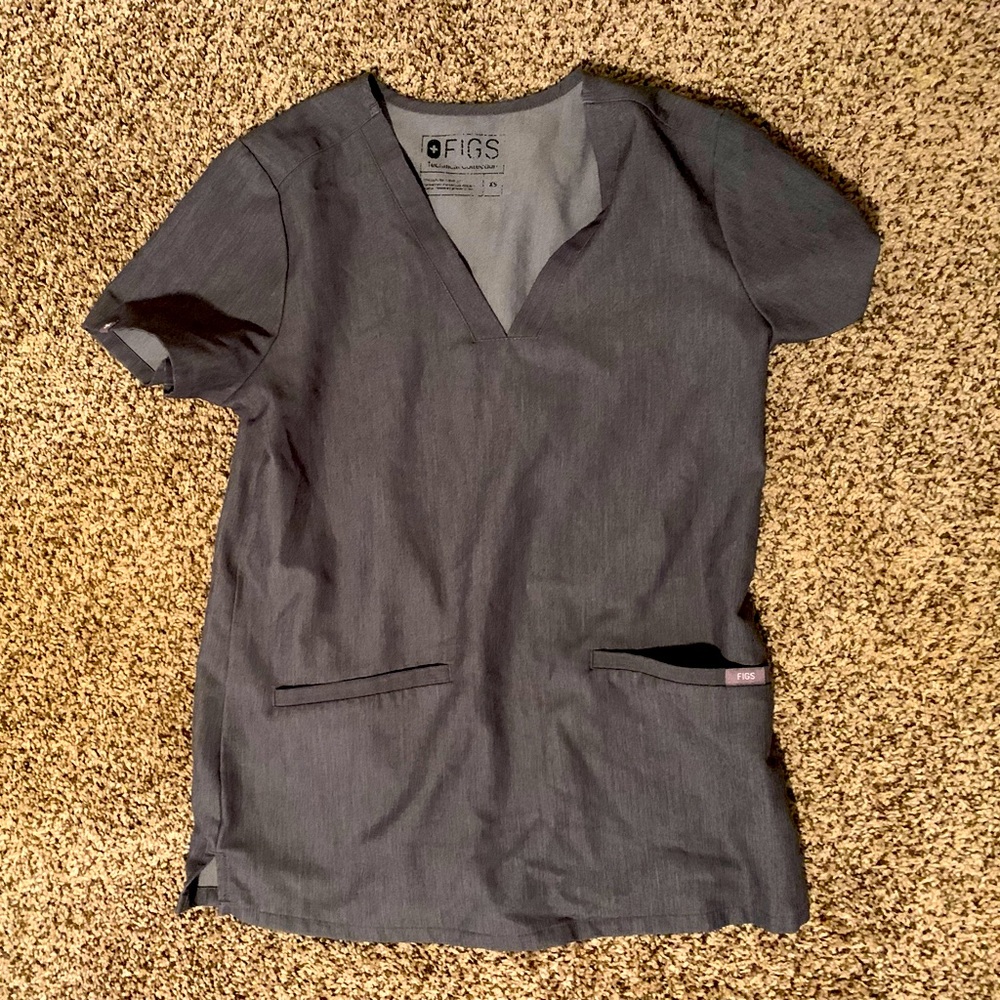 Heather grey Figs scrub set.
